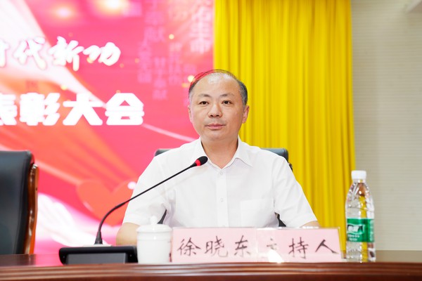 徐曉東.jpg
